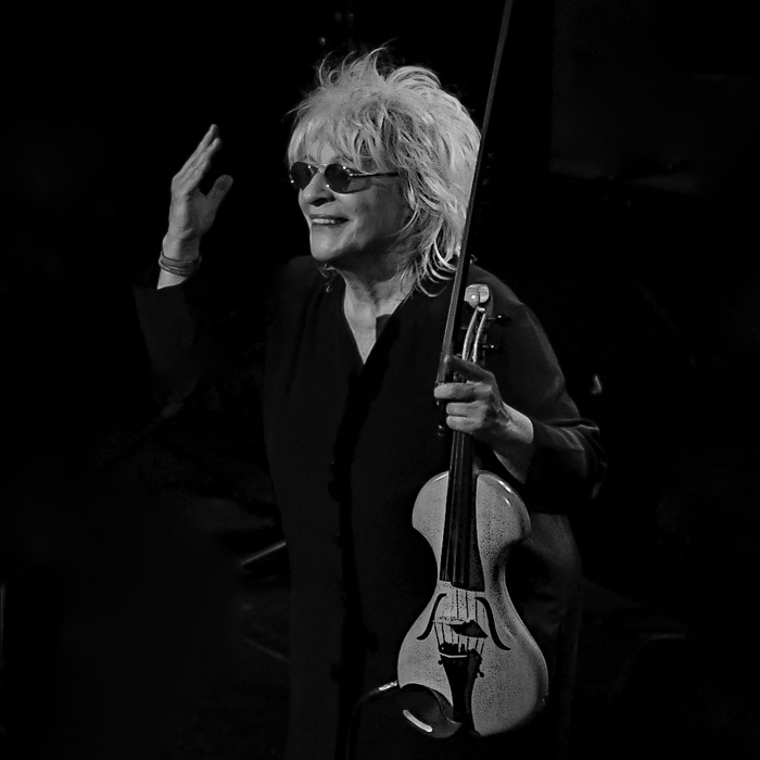 Catherine Lara en concert au Québec à la fin du moins d'octobre 2022