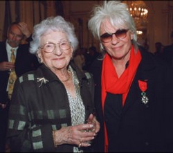 Catherine Lara et sa maman 2002